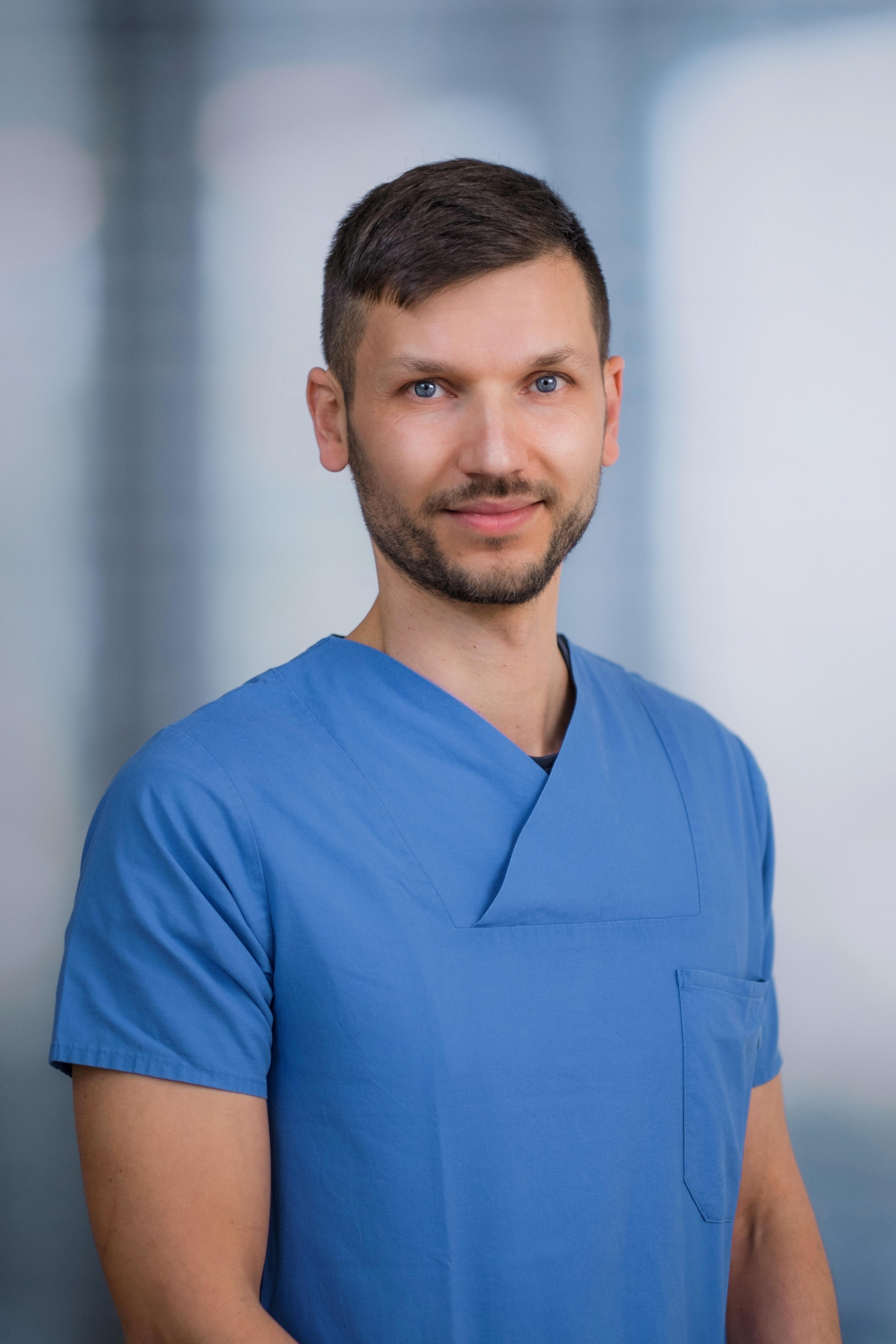 Oberarzt Dr. med. Jonas Müller